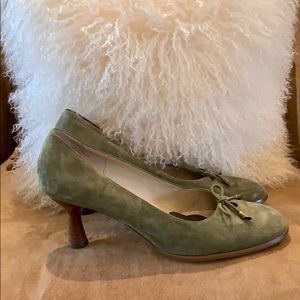 Anne Klein Suede Moss Green Pump (9) *ran small